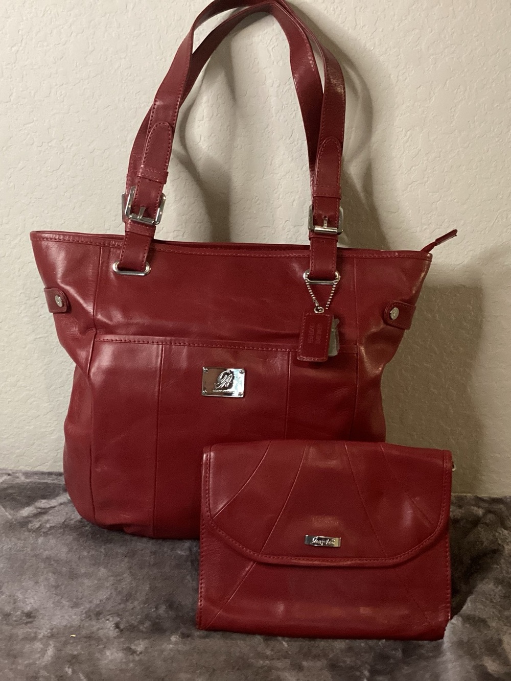Red Leather Tote and Wallet Set - Women's Handbag